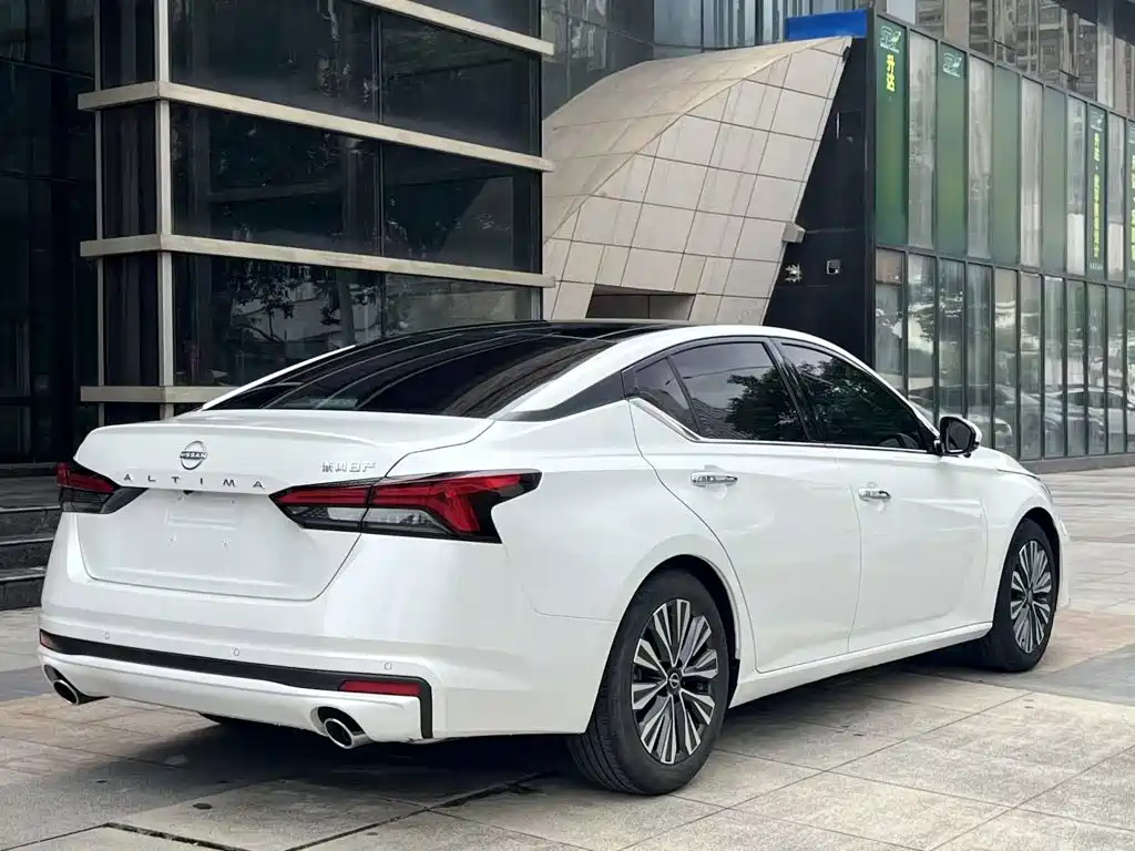 Nissan Teana 2024 — фото 24