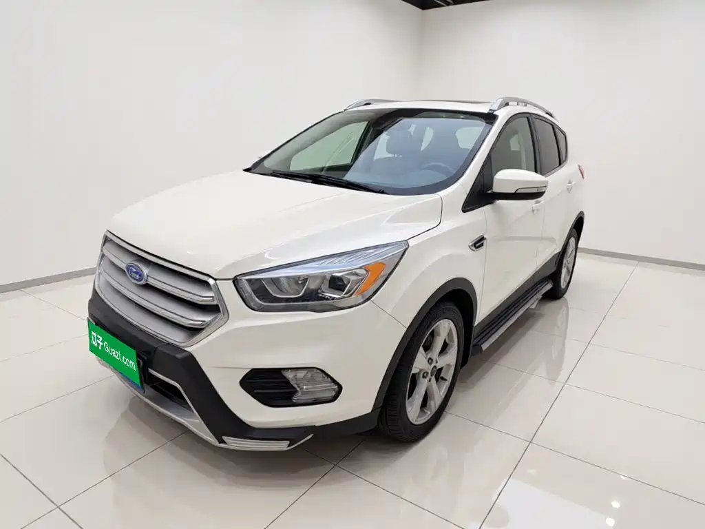 Ford Kuga 2017 — фото 1