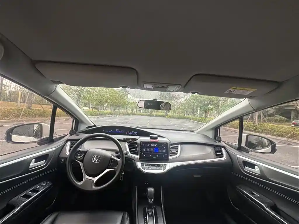 Honda Jade 2018 — фото 13