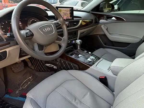 Audi A6L 2012