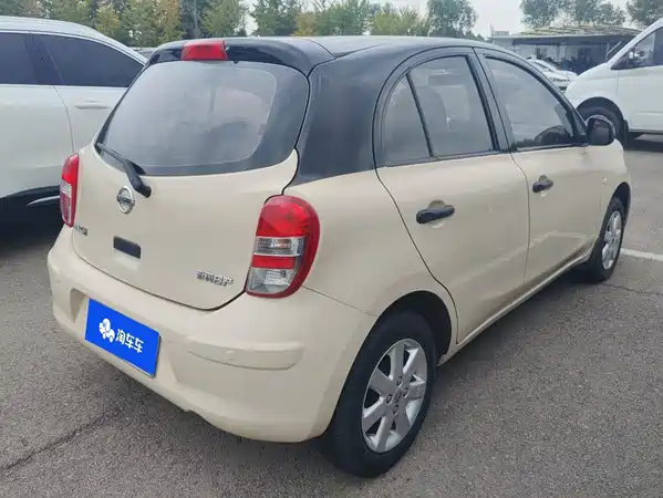 Nissan March 2014