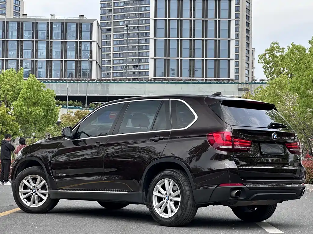 BMW X5 2016 — фото 21