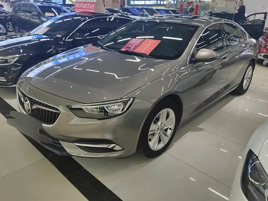 Buick Regal 2018 — фото 1