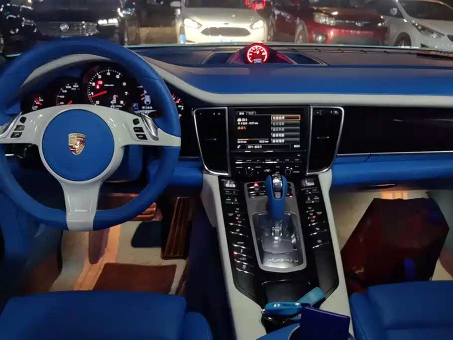 Porsche Panamera 2015 — фото 12