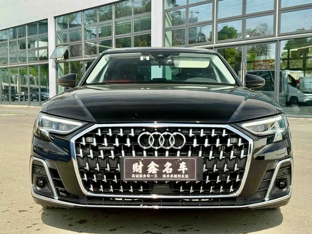 Audi A8 2023 — фото 2