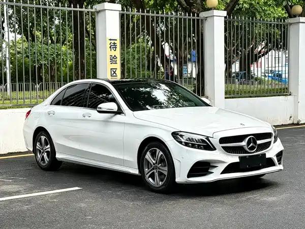 Mercedes-Benz C-Class 2020