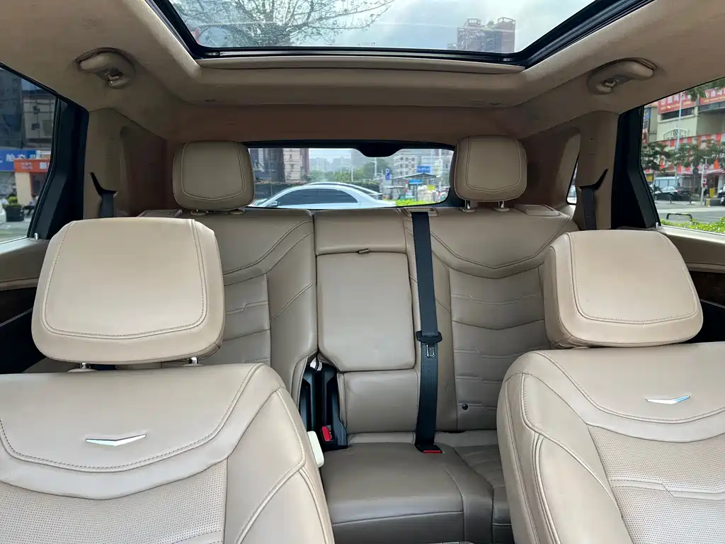 Cadillac XT5 2020 — фото 19