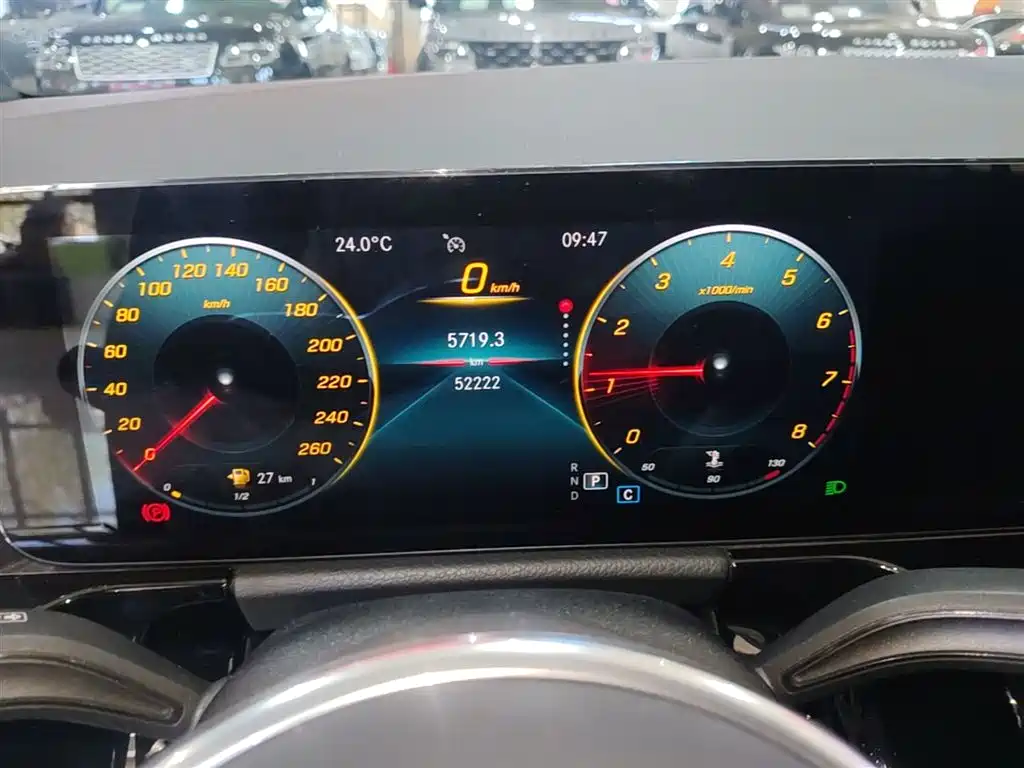 Mercedes-Benz GLA 2021 — фото 12