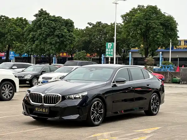 BMW 5 Series 2026