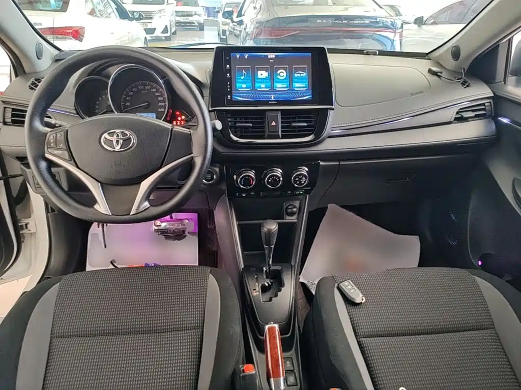 Toyota Vios 2022 — фото 10