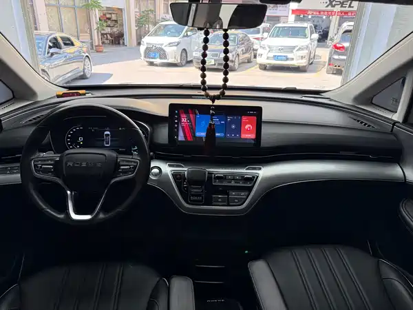 Roewe iMAX8 2021