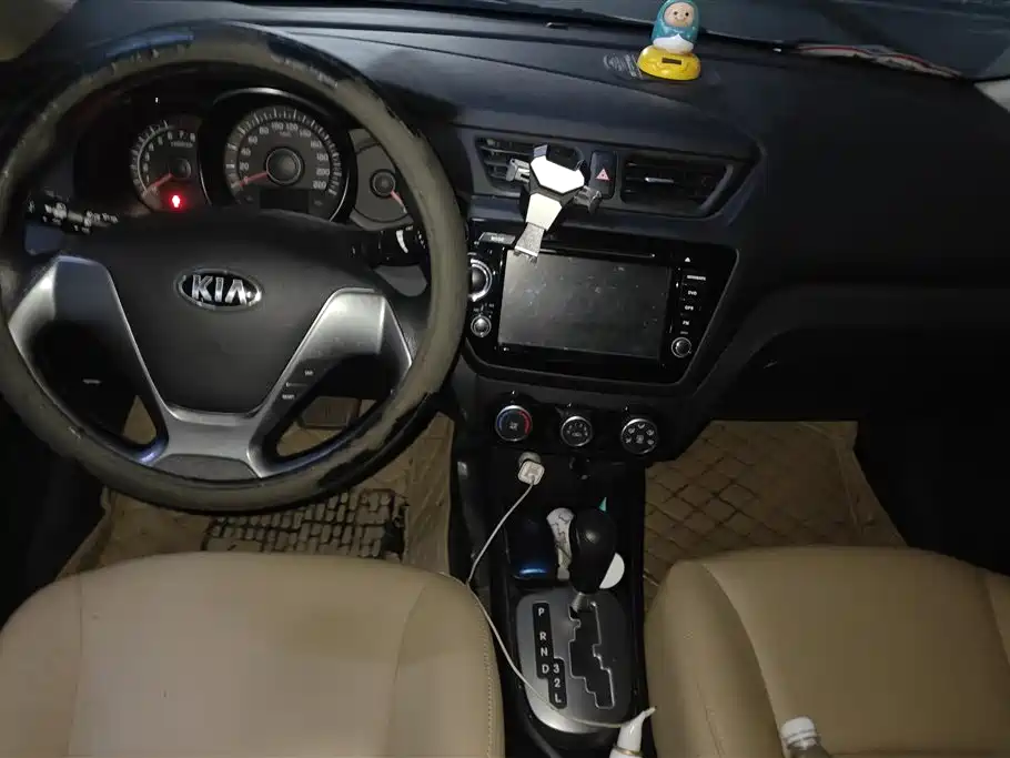 Kia K2 2016 — фото 12