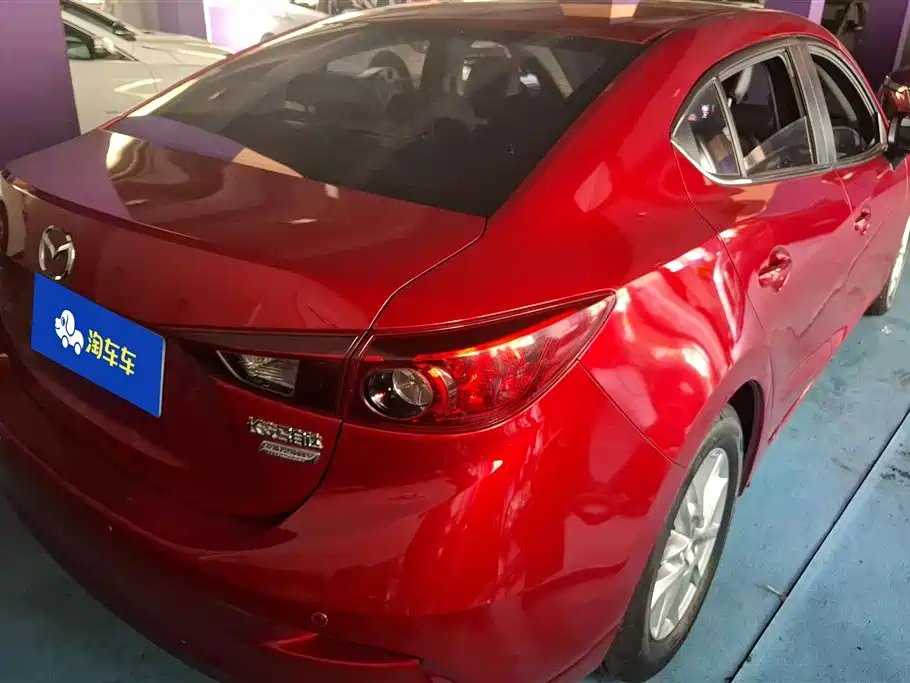 Mazda 3 Axela 2016 — фото 3