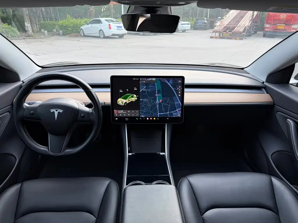 Tesla Model 3 2019 — фото 5