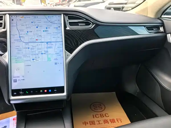 Tesla Model S 2016