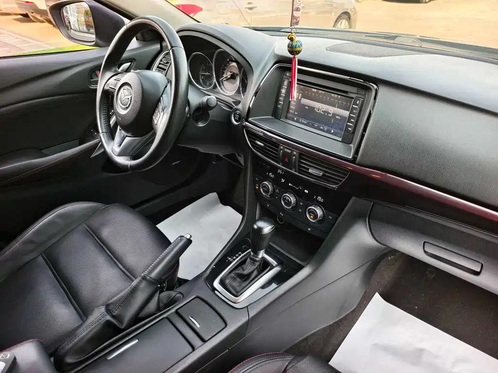 Mazda Atenza 2015 — фото 16