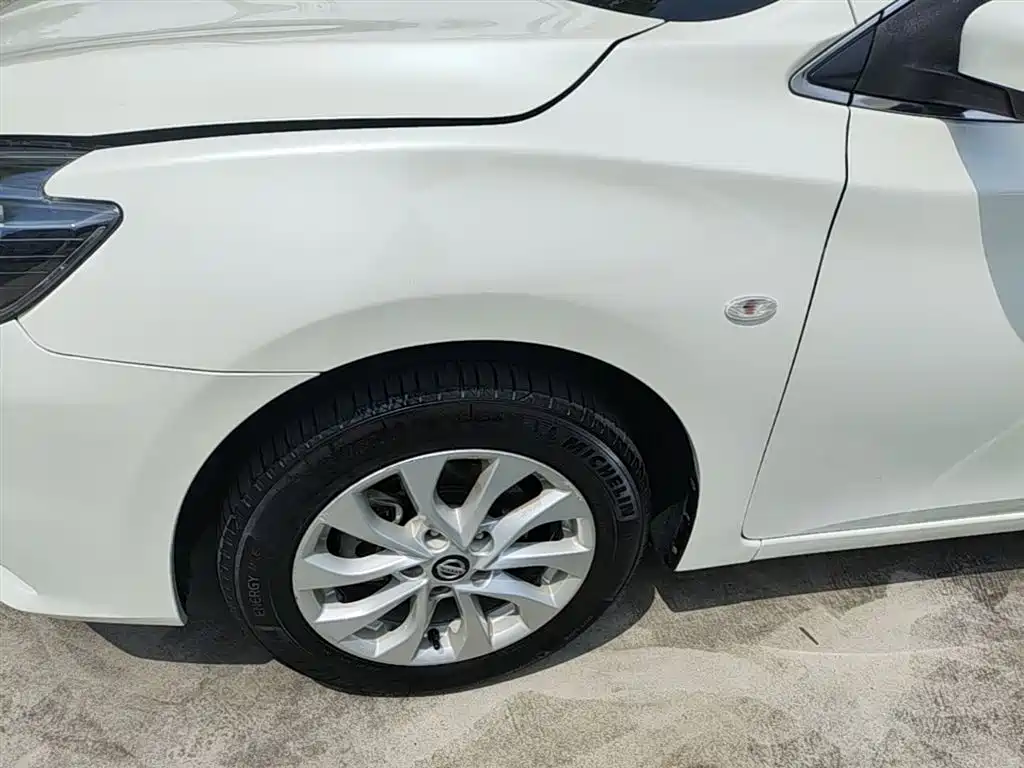 Nissan Sylphy 2020 — фото 23