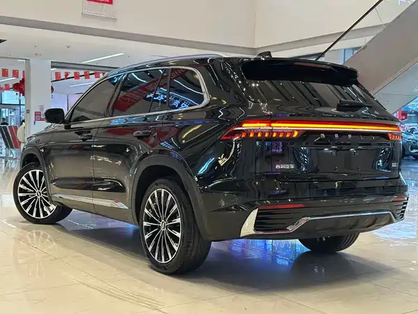 Geely Xingyue L 2025