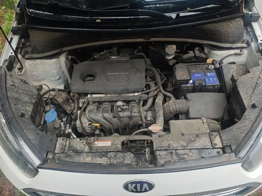 Kia KX3 2016 — фото 11