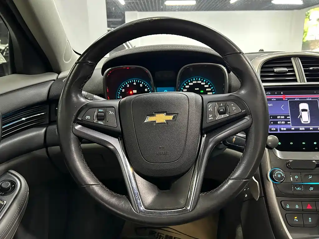 Chevrolet Malibu 2014 — фото 10