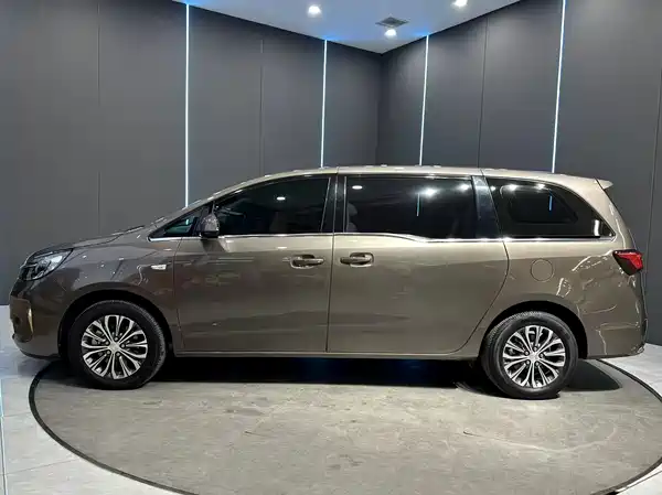 Buick GL8 2022