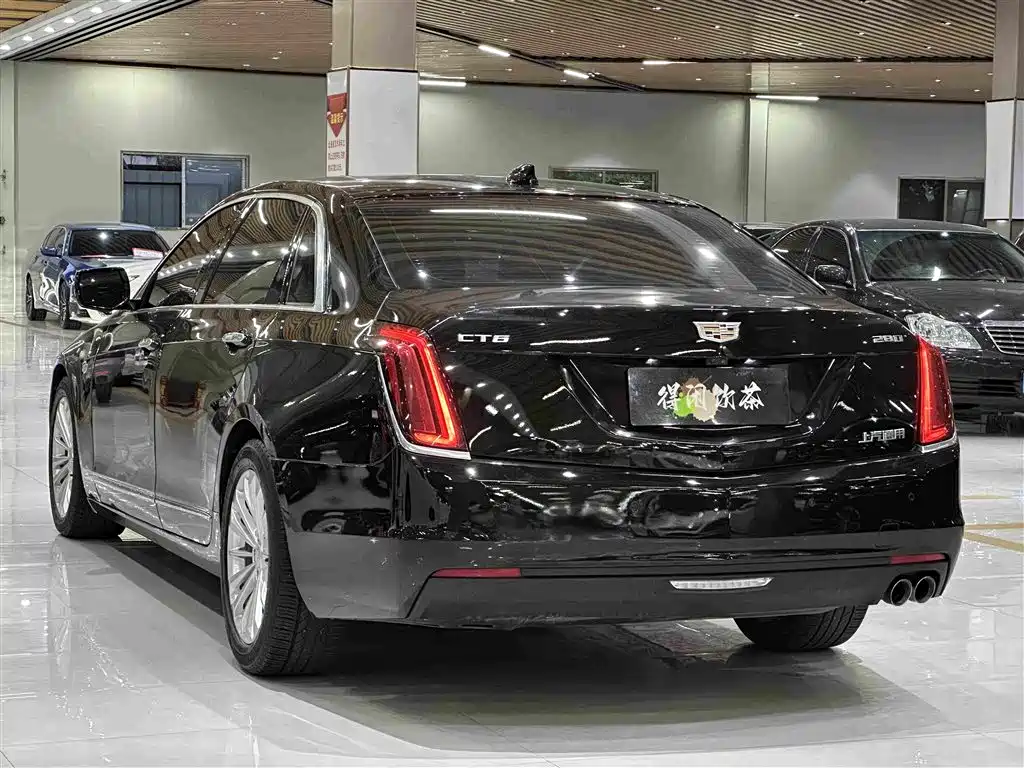 Cadillac CT6 2018 — фото 12