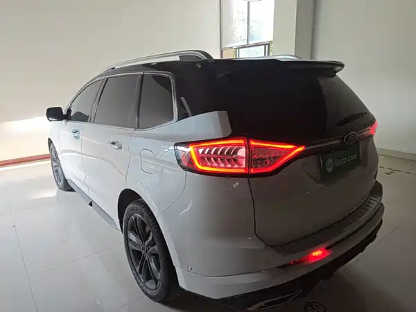 Ford Edge 2018