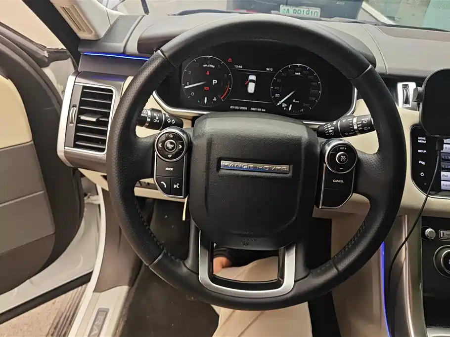Land Rover Sport 2015 — фото 15