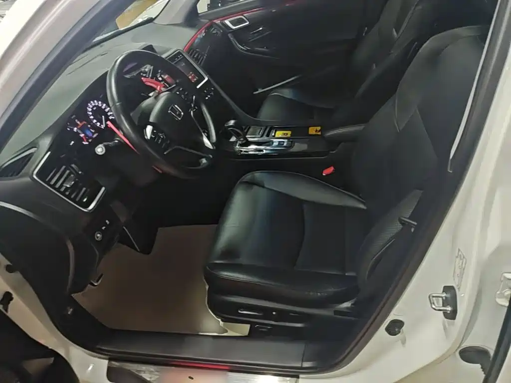 Honda Spirior 2017 — фото 15