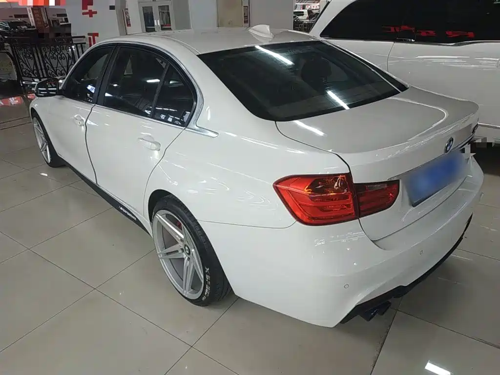 BMW 3 Series 2015 — фото 23