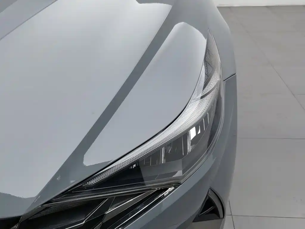 Hyundai Elantra 2022