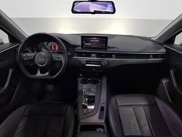 Audi A4L 2019
