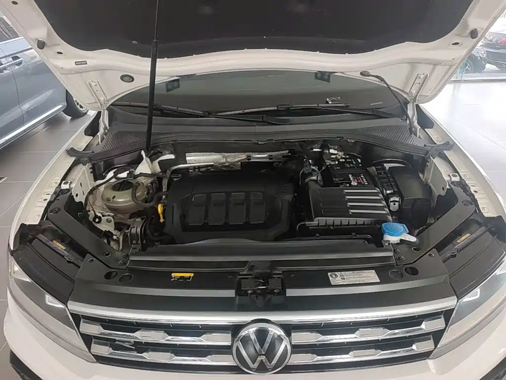 Volkswagen Tiguan L 2021 — фото 20