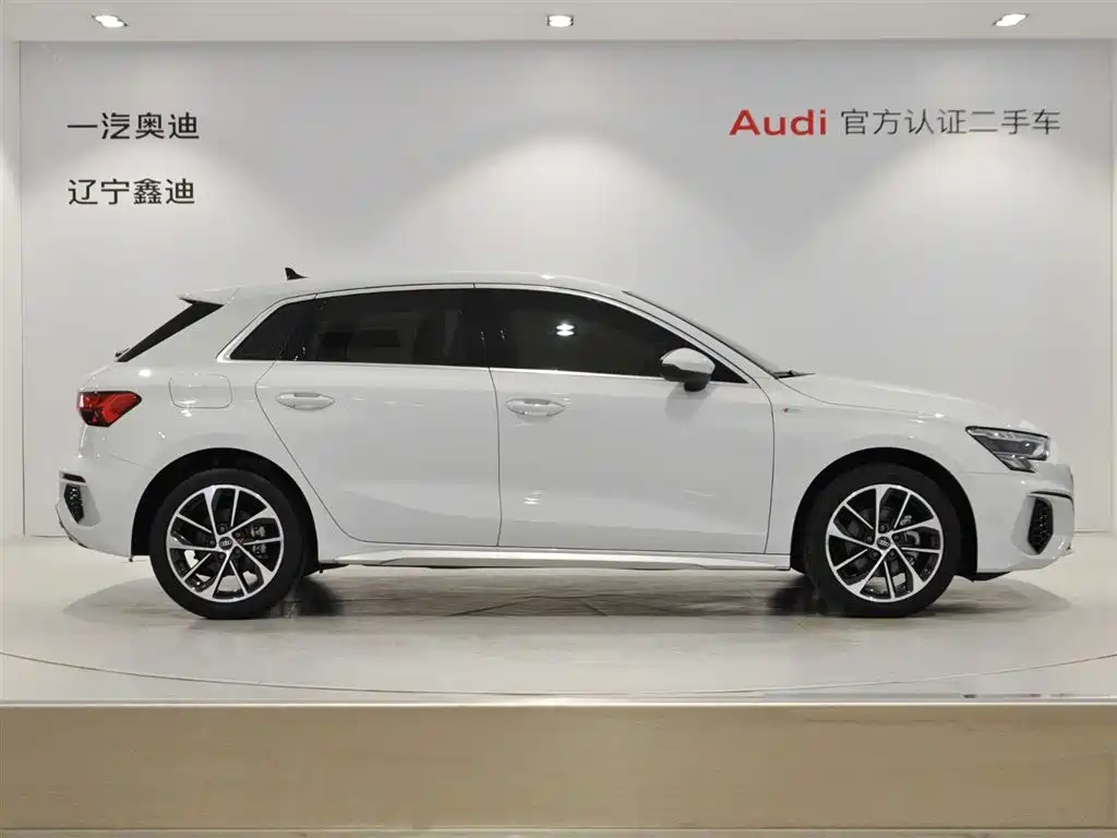 Audi A3 2022 — фото 3