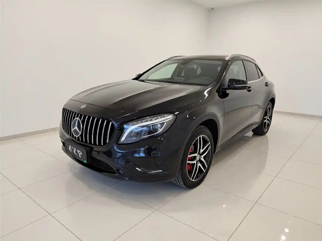 Mercedes-Benz GLA 2016 — фото 1