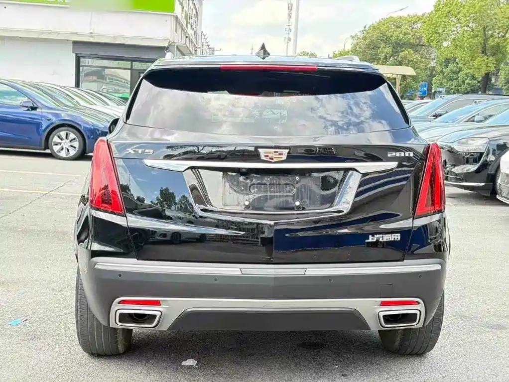 Cadillac XT5 2021 — фото 6