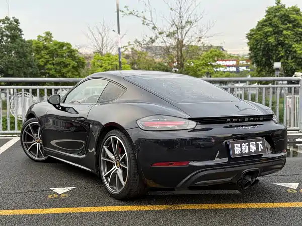 Porsche 718 2018