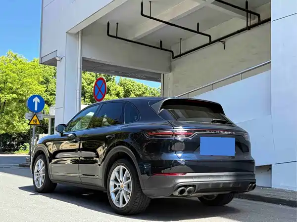 Porsche Cayenne 2019