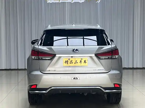 Lexus RX 2022