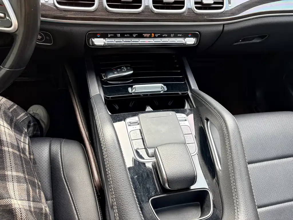 Mercedes-Benz GLE 2020 — фото 17