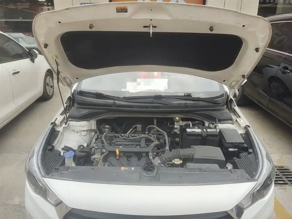 Hyundai Verna 2018 — фото 20