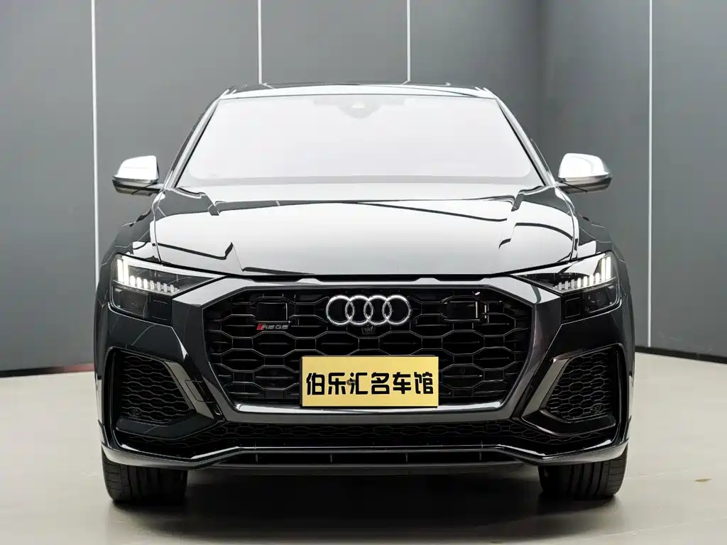 Audi RS Q8 2024 — фото 3