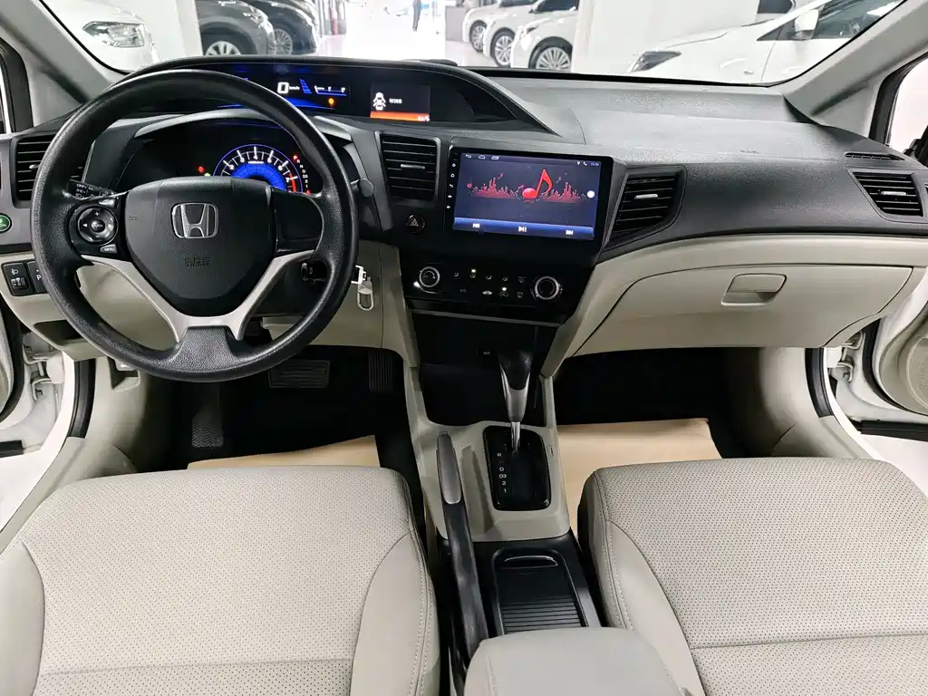 Honda Civic 2016 — фото 7