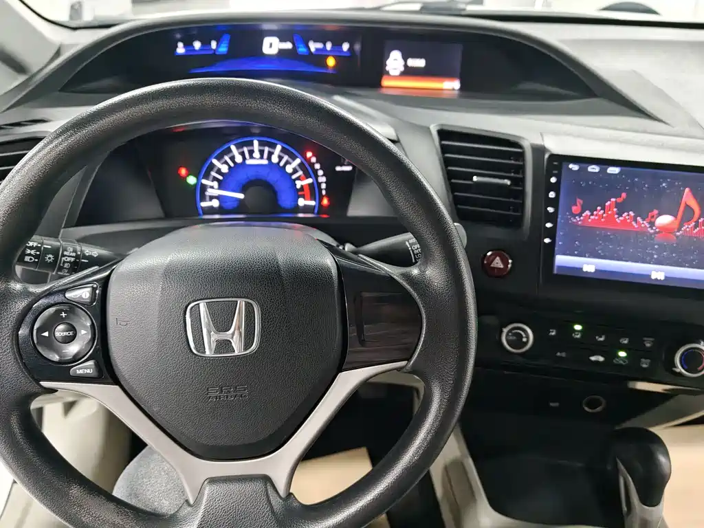 Honda Civic 2016 — фото 13