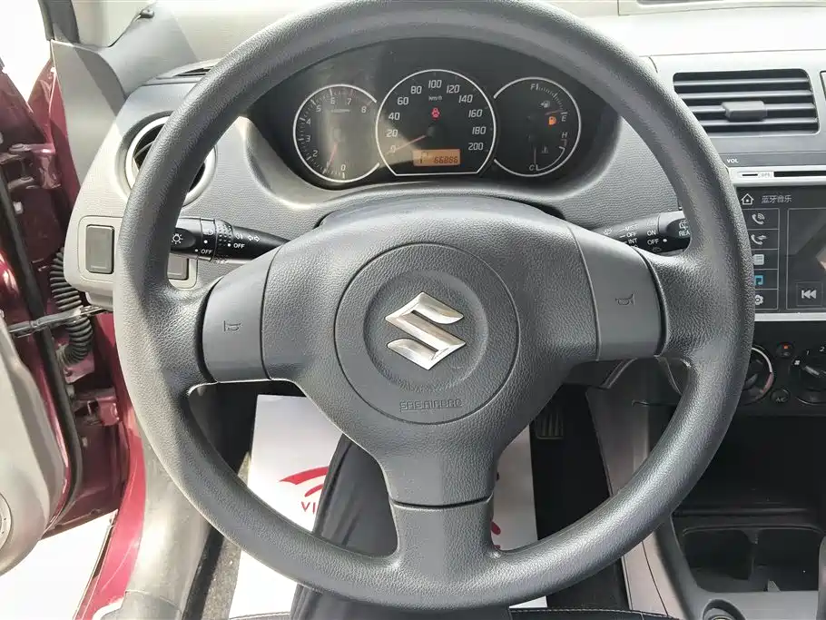 Suzuki Swift 2016 — фото 15