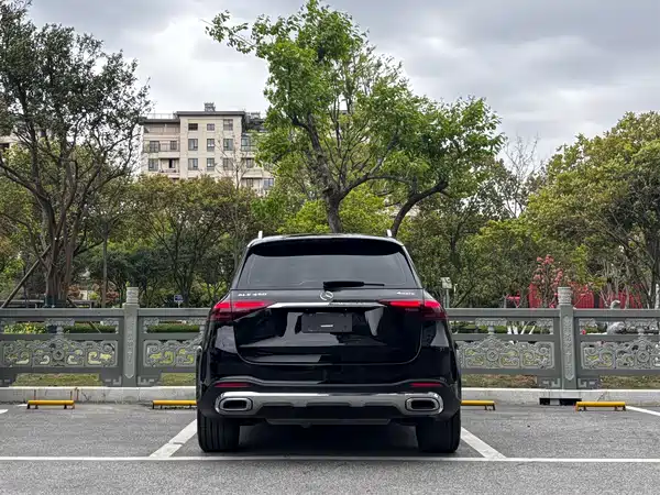 Mercedes-Benz GLE 2025