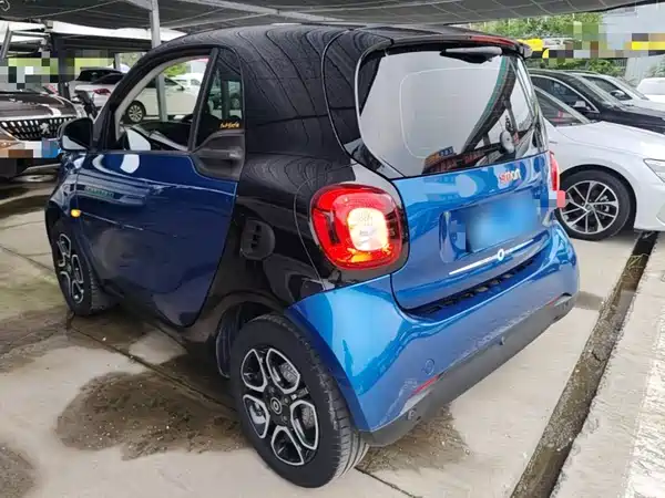 smart fortwo 2019