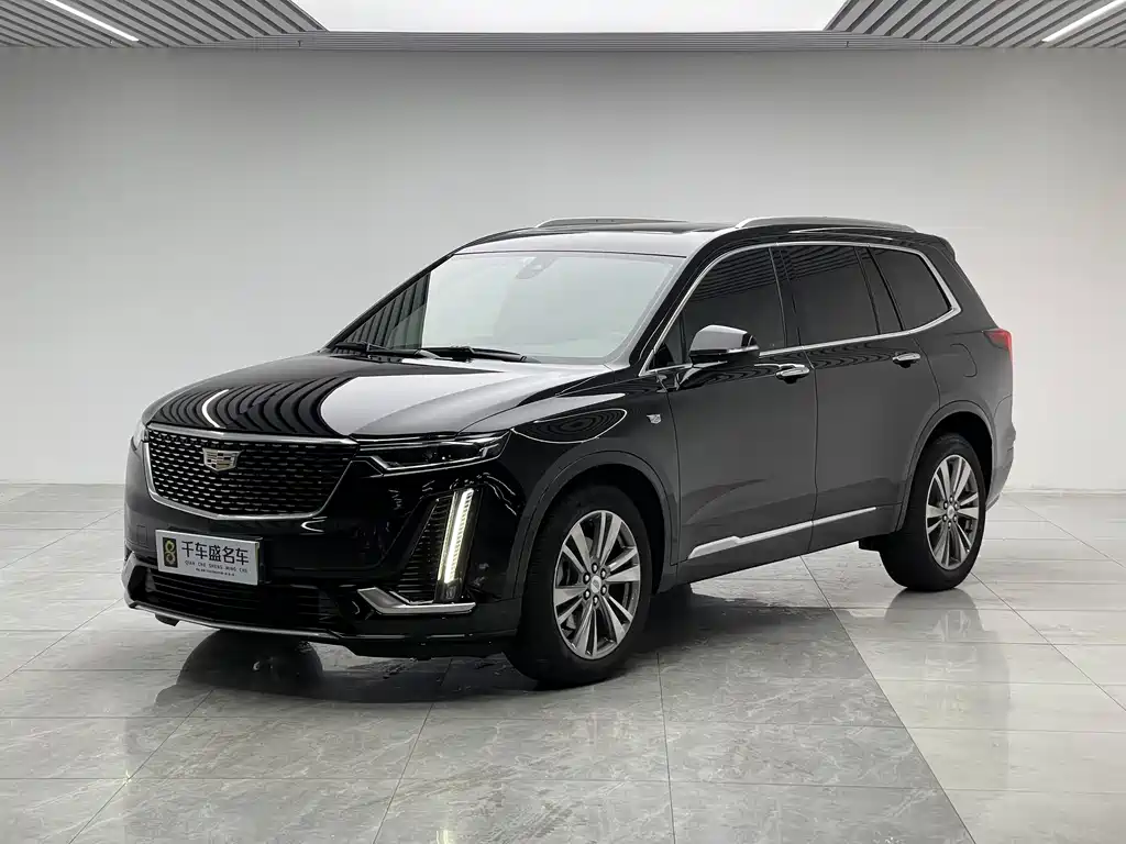 Cadillac XT6 2020 — фото 1