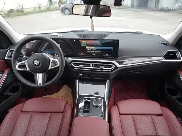 BMW 3 Series 2023
