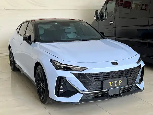 Changan UNI-V 2022